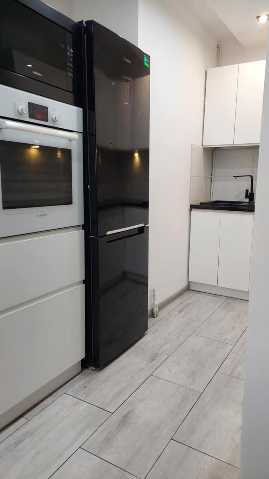Ekskluzywny Apartament W Centrum Z Klimatyzacja I Balkonem Lubiń Exteriér fotografie