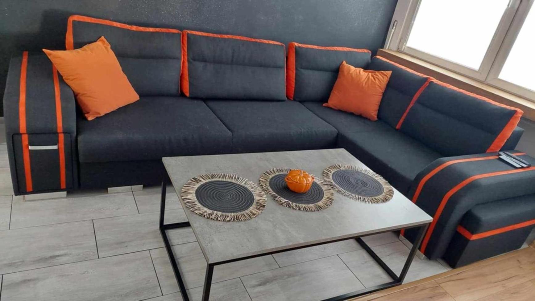 Ekskluzywny Apartament W Centrum Z Klimatyzacja I Balkonem Lubiń Exteriér fotografie