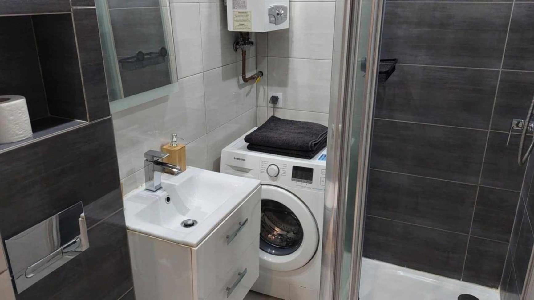 Ekskluzywny Apartament W Centrum Z Klimatyzacja I Balkonem Lubiń Exteriér fotografie